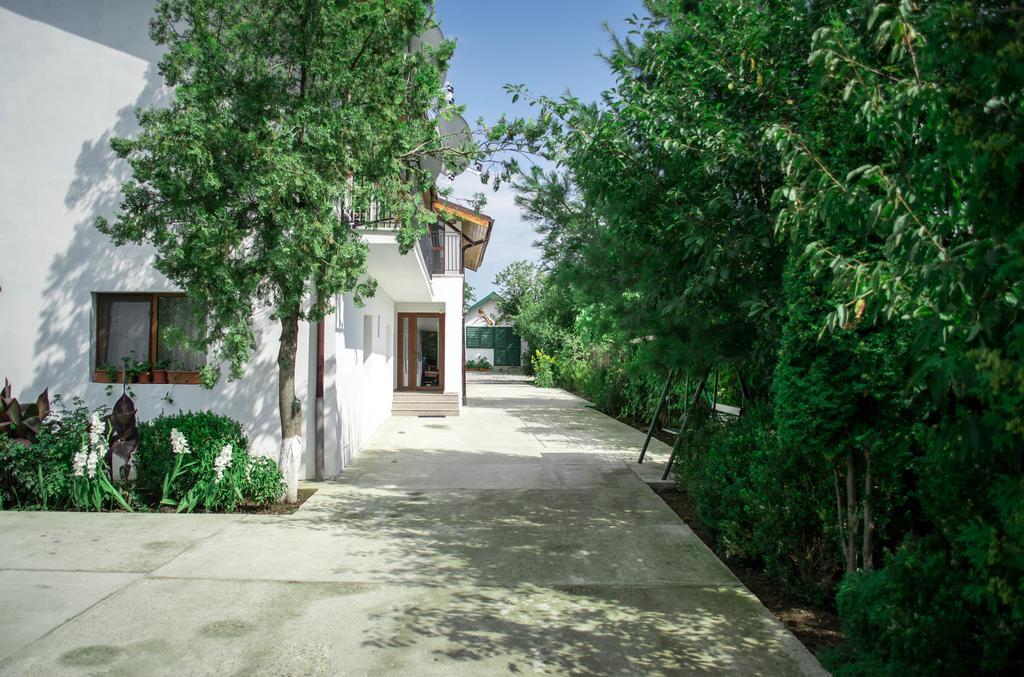 מלון קומאנה Casa Diana מראה חיצוני תמונה